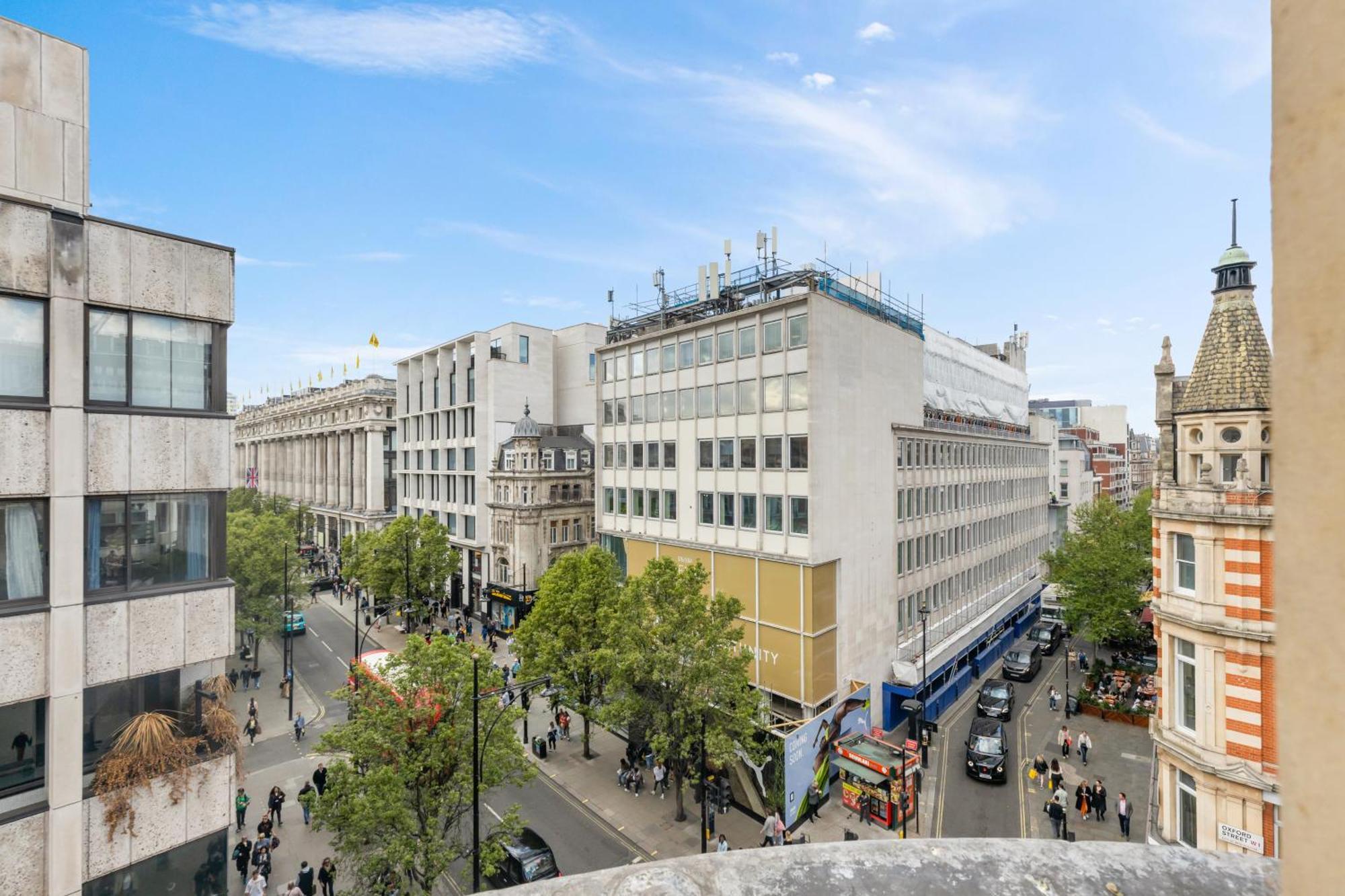 Luxurious Apartments On Oxford Street Лондон Екстериор снимка