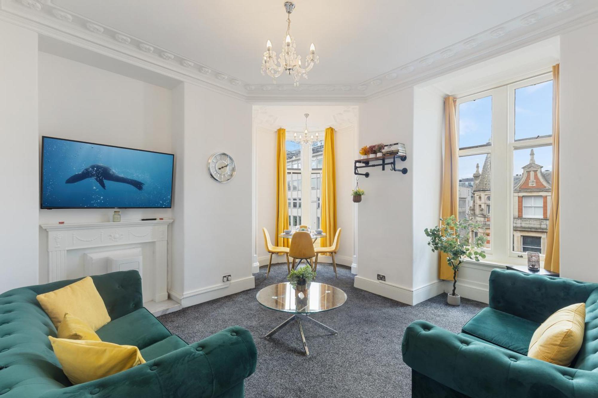 Luxurious Apartments On Oxford Street Лондон Екстериор снимка